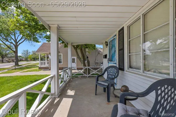 23034 Madison ST, Dearborn, MI 48124