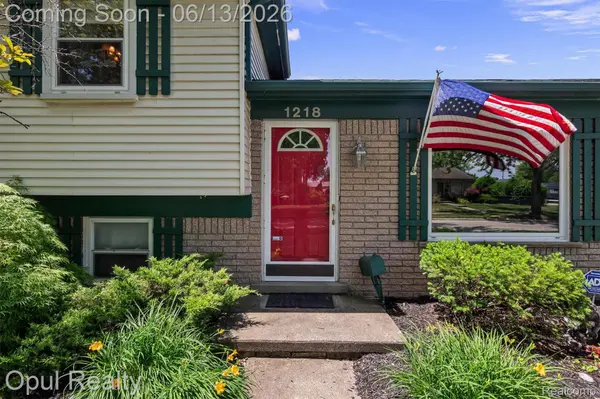 1218 Barchester ST, Westland, MI 48186