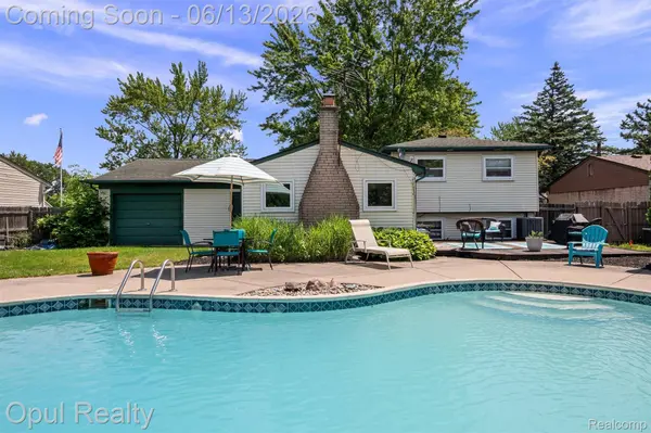 1218 Barchester ST, Westland, MI 48186