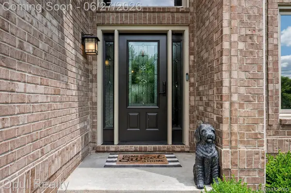 24520 Westchester DR, Lyon Charter Township, MI 48178