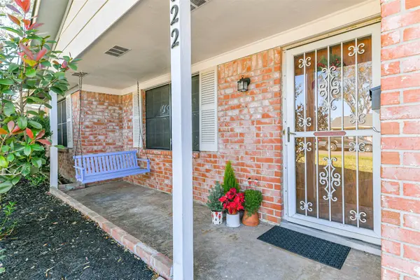822 N Kaufman DR, Deer Park, TX 77536