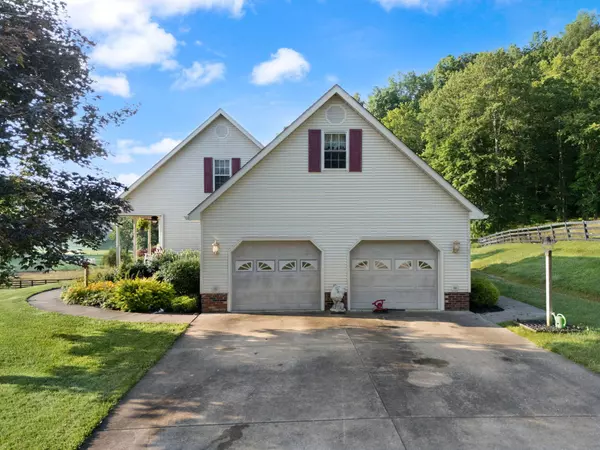 1243 Smith Branch Road, Grayson, KY 41143