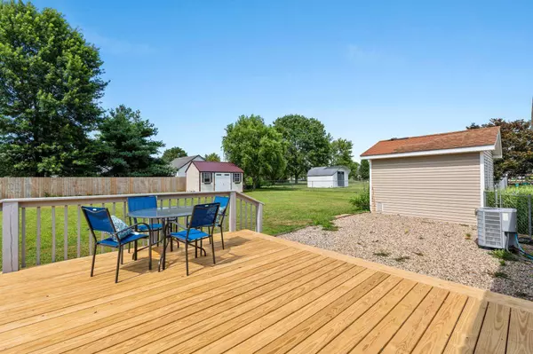 52 Meadow Lane, Hustonville, KY 40437