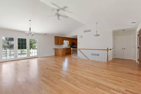 1041 Burnell Drive, Berea, KY 40403