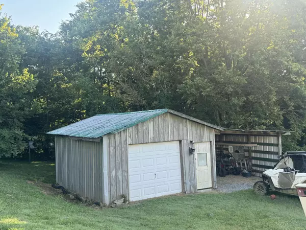 2078 New Dixville Road, Harrodsburg, KY 40330