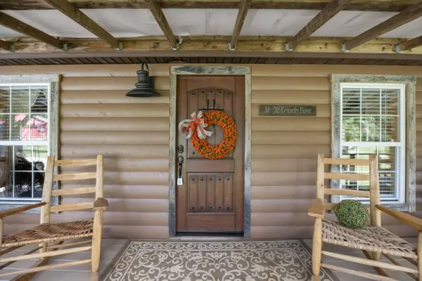 907 Brown Gabbard Road, Booneville, KY 41314