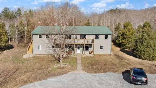 560 Hwy 243, Gravel Switch, KY 40328