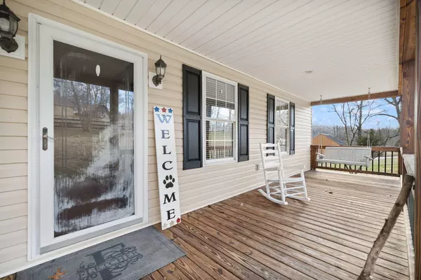 305 Lone Oak Road, Mt Vernon, KY 40456