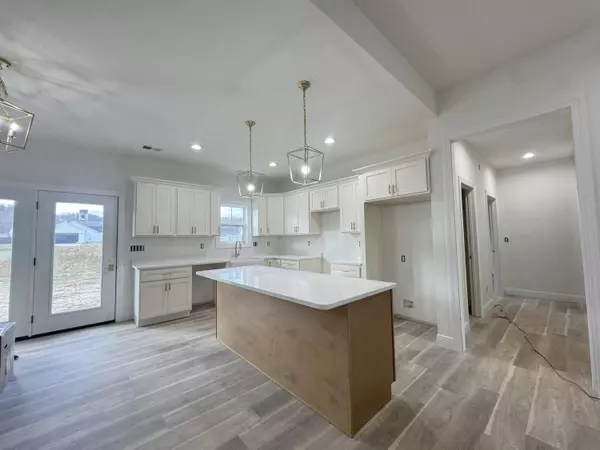 135 Knob View Trace, Junction City, KY 40440