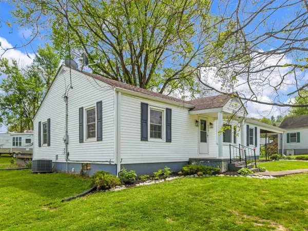 8215 Lebanon Road, Danville, KY 40422