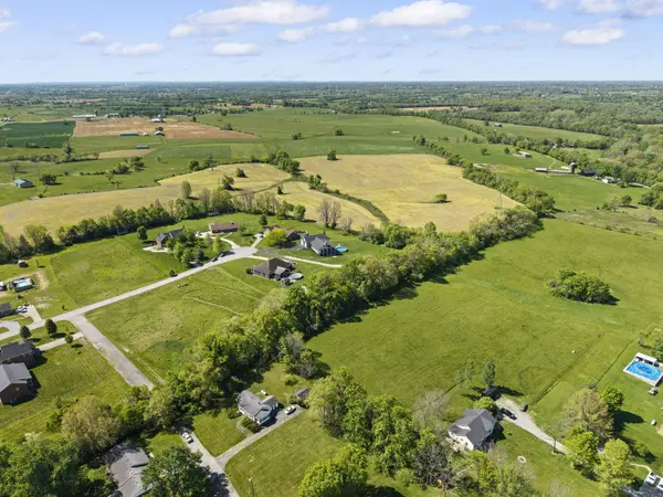 165 Dory Drive, Salvisa, KY 40372