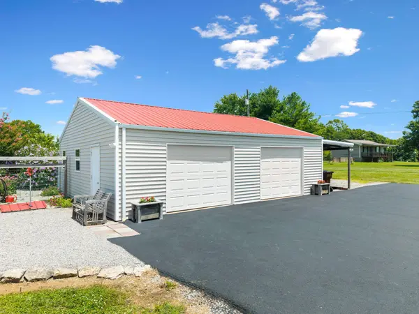 849 Paradise Camp Road, Harrodsburg, KY 40330