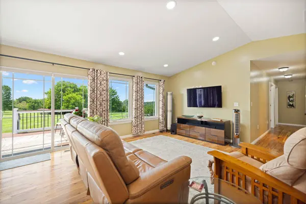 849 Paradise Camp Road, Harrodsburg, KY 40330