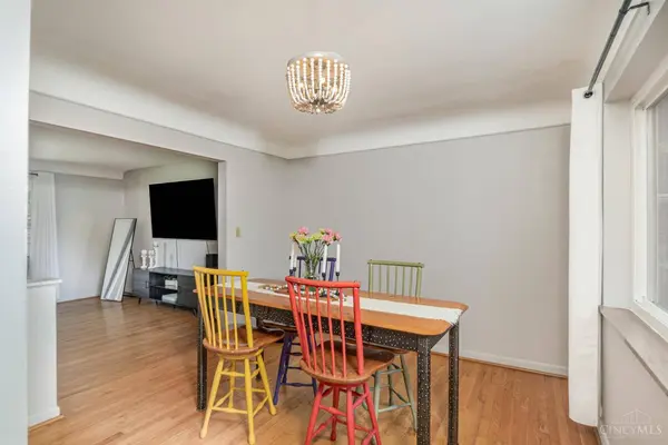 1085 Newcastle Dr, Springfield Twp., OH 45231