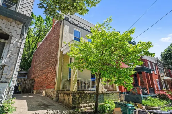 2200 W Clifton Ave, Cincinnati, OH 45219