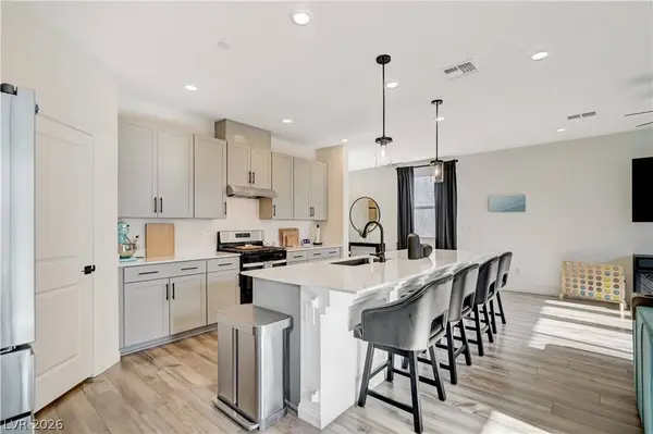 10207 Canyon Mantle ST, Las Vegas, NV 89166