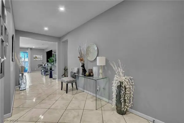 6834 Moorland ST, North Las Vegas, NV 89084