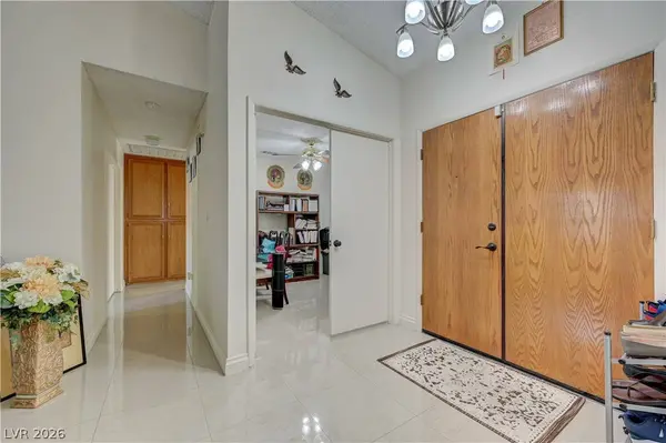 6432 Chippindale LN, Las Vegas, NV 89108