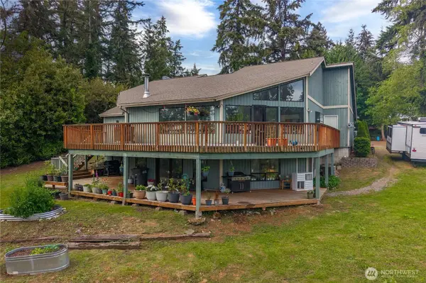 3919 97th AVE E, Edgewood, WA 98371