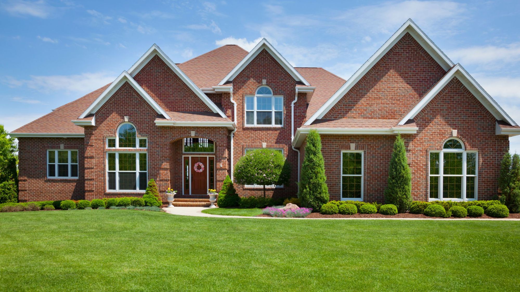 The True Value of Working With a Local Real Estate Expert in East Greenwich