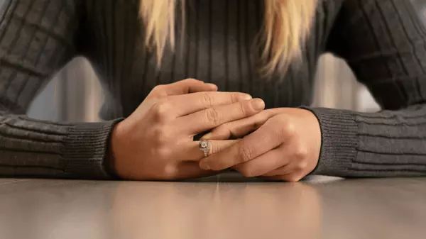 The Top Mistakes to Avoid When Selling a Home During Divorce
