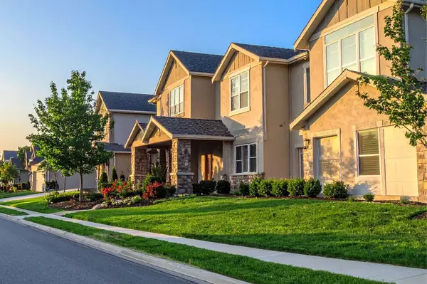 suburban living rhode island real estate greenwich bay brokers realtors (1)