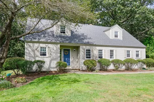 51 Gateway RD, North Kingstown, RI 02852