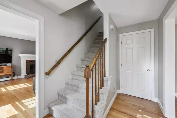 10 French Farm Road, Attleboro, MA 02703