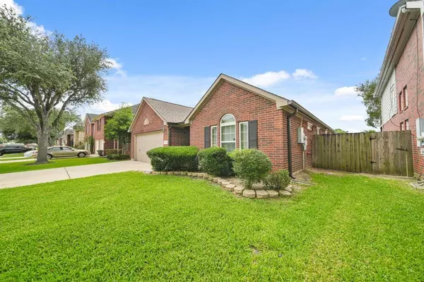 4214 Geronimo Lake DR, Houston, TX 77047