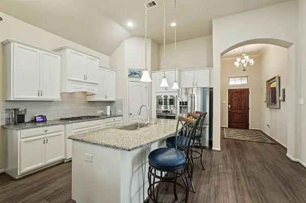 7510 River Pass DR, Pearland, TX 77581