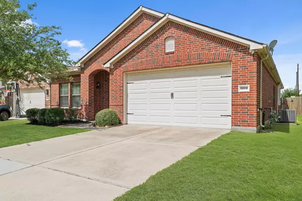 15515 Huddleston DR, Cypress, TX 77429