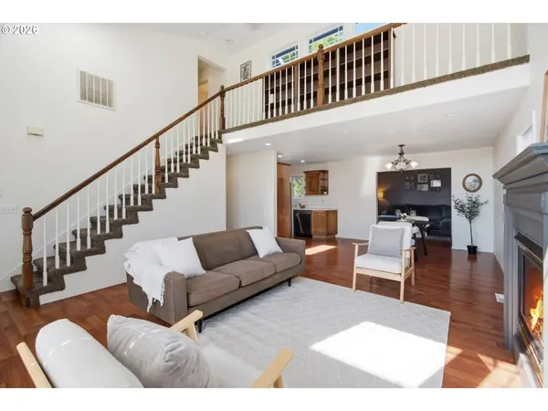 760 SE JUSTIN ST, Sheridan, OR 97378
