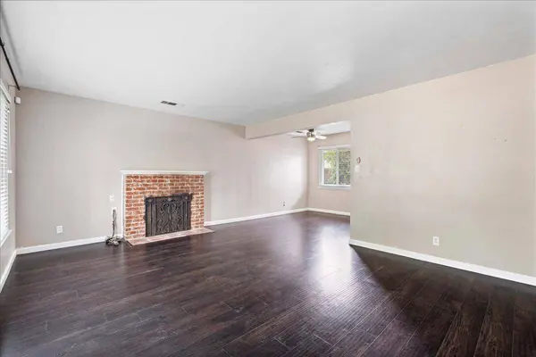 5420 5420 78th ST, Sacramento, CA 95820