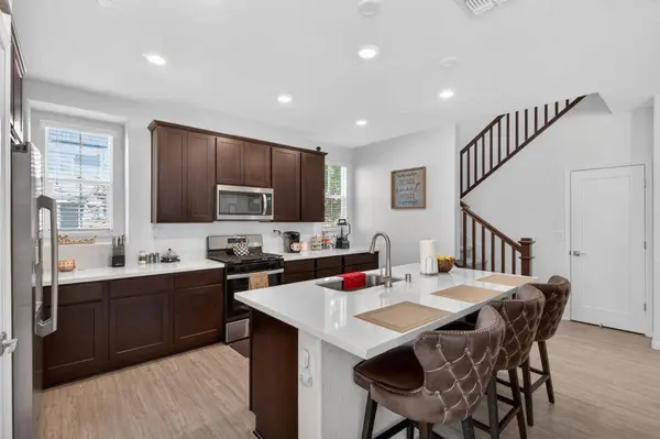 8226 Ocho WAY, Elk Grove, CA 95757