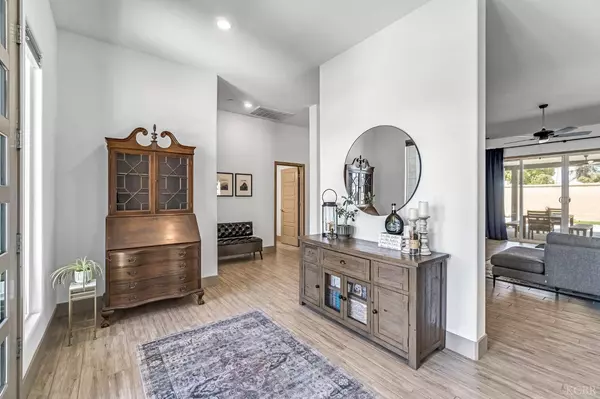 1920 N Sophia Court, Hanford, CA 93230