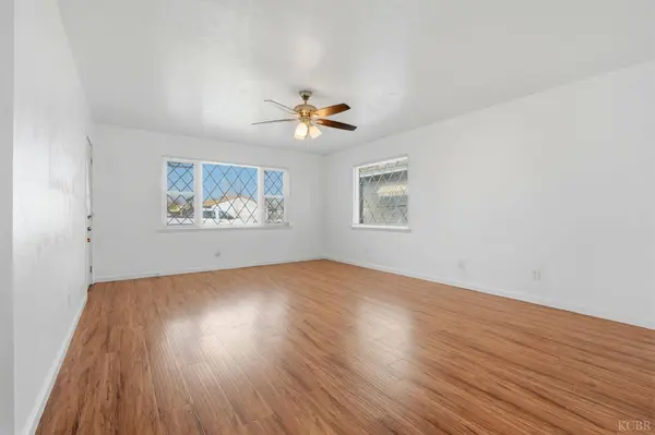 337 E Elm Street, Hanford, CA 93230