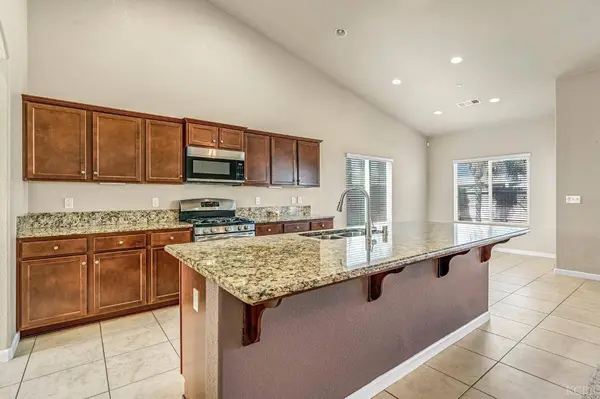 1524 Atlantic Avenue, Lemoore, CA 93245