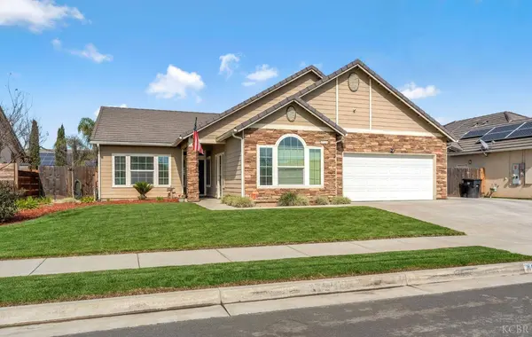 1524 Atlantic Avenue, Lemoore, CA 93245