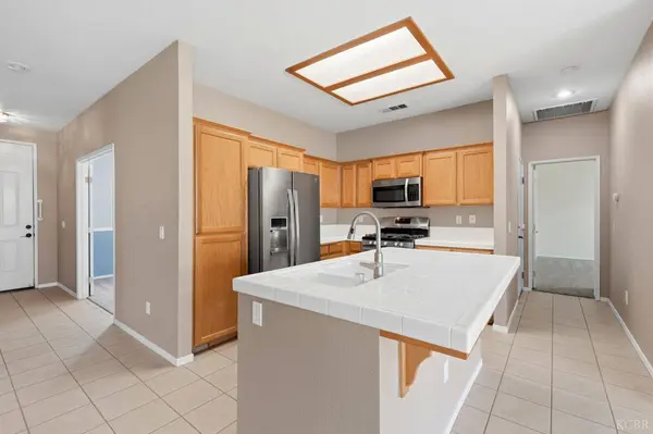 1788 W Rio Hondo Court, Hanford, CA 93230