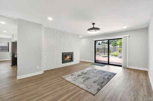 2344 Magnolia Court, Hanford, CA 93230