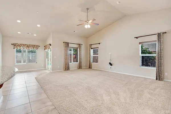 1865 W Hopkins DR, Hanford, CA 93230