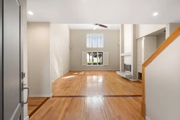 130 E Edgewater Dr, Charleston, SC 29407