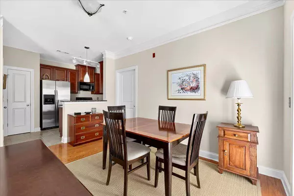 1900 Belle Isle Ave #104, Mount Pleasant, SC 29464