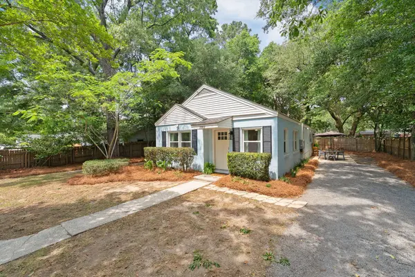 5902 Sedgefield Dr, Hanahan, SC 29410