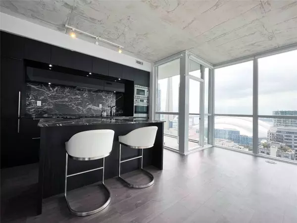 88 Blue Jays WAY #2807, Toronto C01, ON M5V 0L7