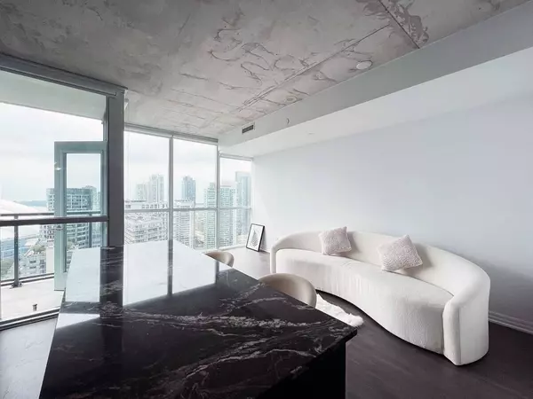 88 Blue Jays WAY #2807, Toronto C01, ON M5V 0L7