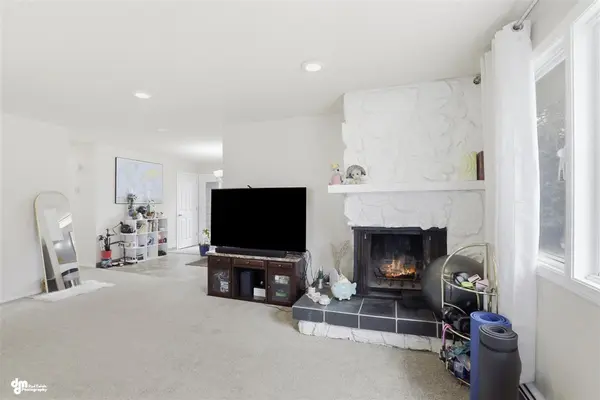 6144 E 21st Ave, Anchorage, AK 99504-3206