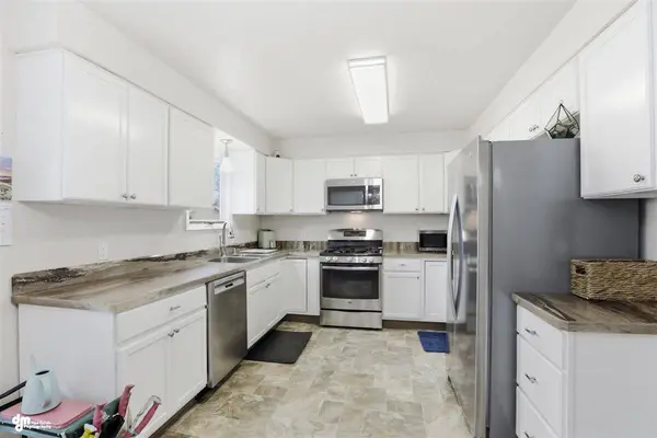 6144 E 21st Ave, Anchorage, AK 99504-3206