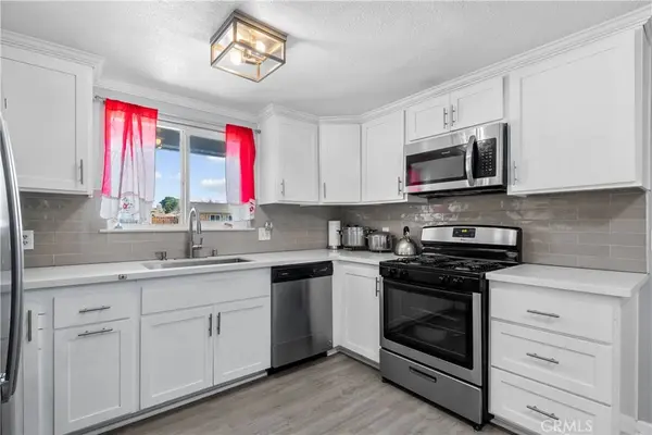 37637 Millbrook LN, Palmdale, CA 93550