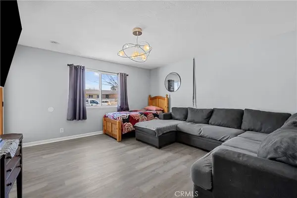 37637 Millbrook LN, Palmdale, CA 93550